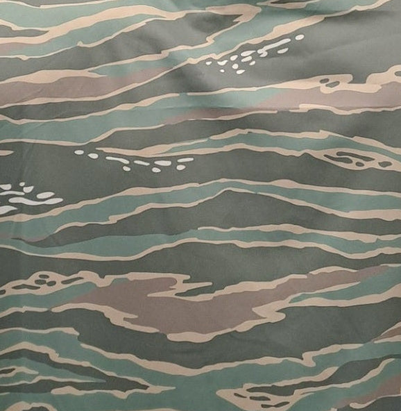 Maglia Pelagic Vaportek Hooded Colore Wahoo Camo TG M